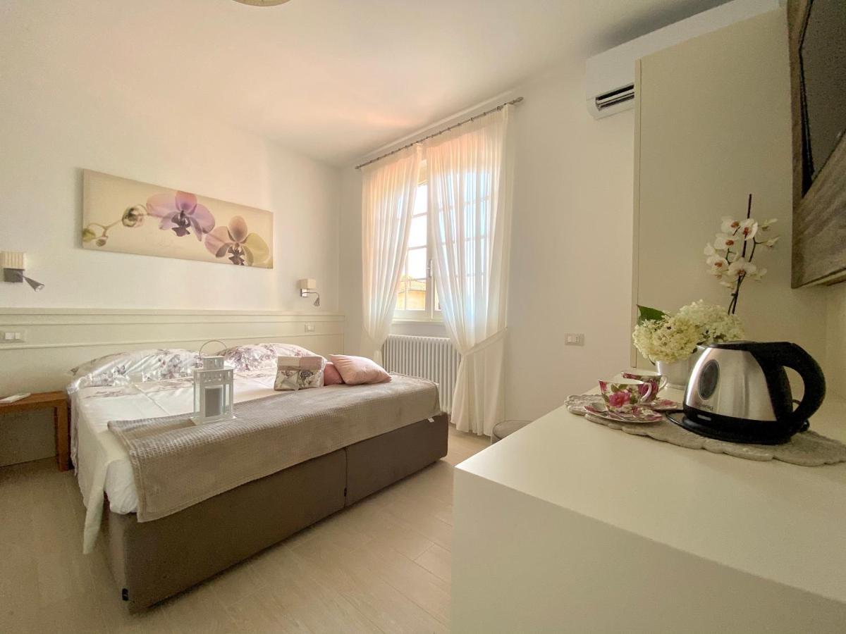 Bellaisa Bed & Breakfast Camaiore Eksteriør bilde